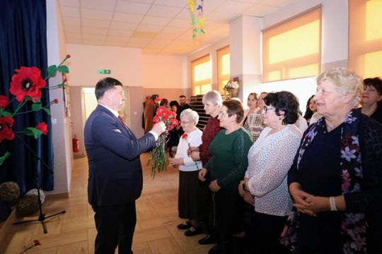 „Chwile wytchnienia na wysokim obcasie”, czyli Gminny Dzień Kobiet w Łaszczowie [ZDJĘCIA]