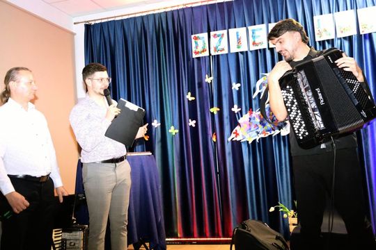 „Chwile wytchnienia na wysokim obcasie”, czyli Gminny Dzień Kobiet w Łaszczowie [ZDJĘCIA]