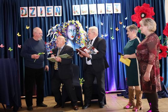 „Chwile wytchnienia na wysokim obcasie”, czyli Gminny Dzień Kobiet w Łaszczowie [ZDJĘCIA]