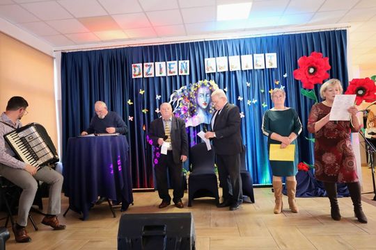 „Chwile wytchnienia na wysokim obcasie”, czyli Gminny Dzień Kobiet w Łaszczowie [ZDJĘCIA]