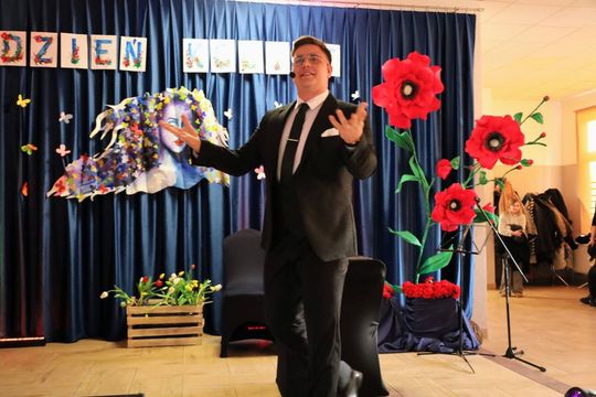 „Chwile wytchnienia na wysokim obcasie”, czyli Gminny Dzień Kobiet w Łaszczowie [ZDJĘCIA]