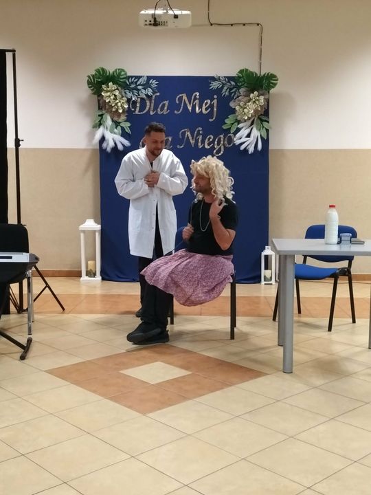 Rachanie: Dzień Kobiet i Mężczyzn świętowano z kabaretem Spoco Loco [ZDJĘCIA]