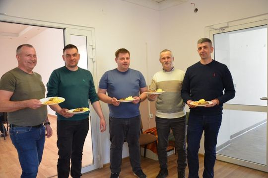 W Telatynie świętowali Dzień Mężczyzn przy garnkach i patelniach [ZDJĘCIA]