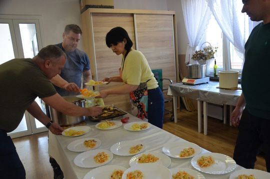 W Telatynie świętowali Dzień Mężczyzn przy garnkach i patelniach [ZDJĘCIA]