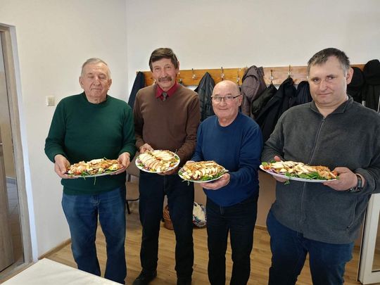 W Telatynie świętowali Dzień Mężczyzn przy garnkach i patelniach [ZDJĘCIA]