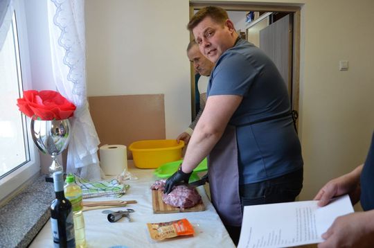 W Telatynie świętowali Dzień Mężczyzn przy garnkach i patelniach [ZDJĘCIA]