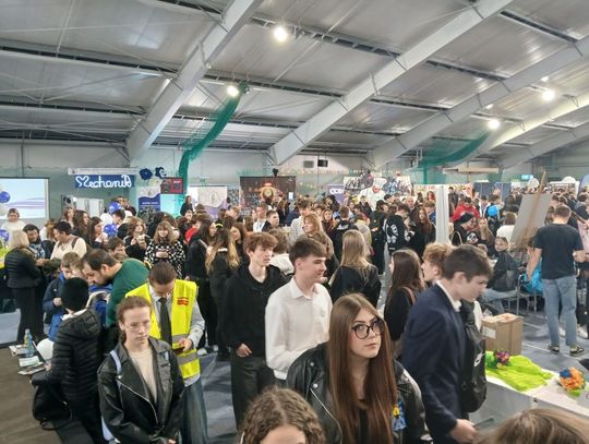 Zamość: Szkoły prezentują swoje oferty. To największe targi edukacyjne [ZDJĘCIA]