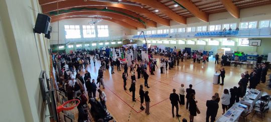 Tomaszów Lubelski: Rozpoczęły się Tomaszowskie Targi Pracy [ZDJĘCIA]