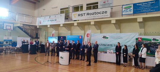 Tomaszów Lubelski: Rozpoczęły się Tomaszowskie Targi Pracy [ZDJĘCIA]