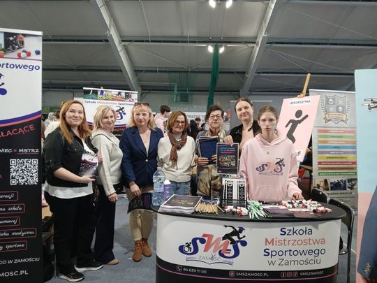 Zamość: Szkoły prezentują swoje oferty. To największe targi edukacyjne [ZDJĘCIA]