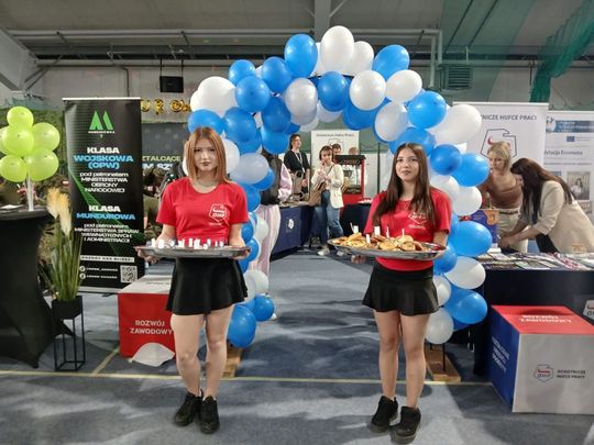 Zamość: Szkoły prezentują swoje oferty. To największe targi edukacyjne [ZDJĘCIA]