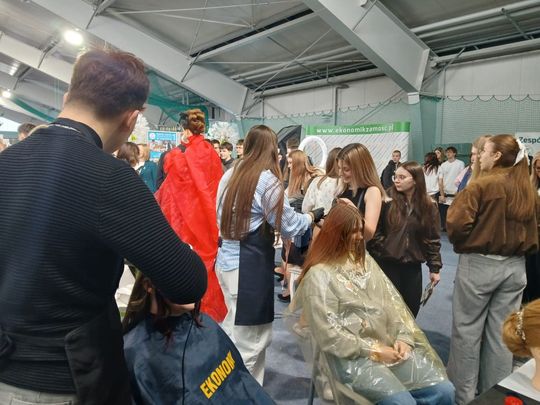 Zamość: Szkoły prezentują swoje oferty. To największe targi edukacyjne [ZDJĘCIA]