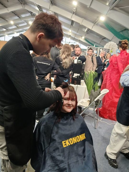 Zamość: Szkoły prezentują swoje oferty. To największe targi edukacyjne [ZDJĘCIA]