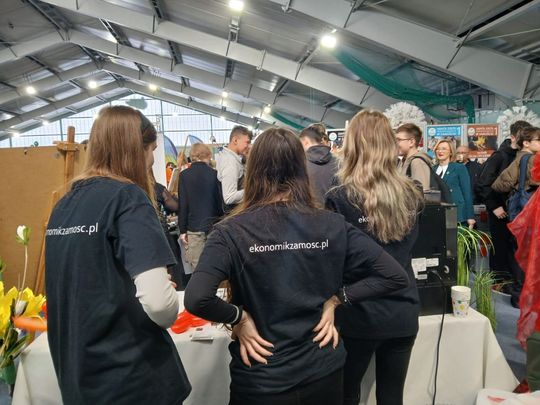 Zamość: Szkoły prezentują swoje oferty. To największe targi edukacyjne [ZDJĘCIA]