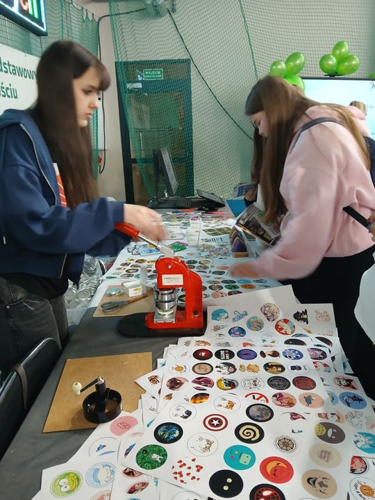 Zamość: Szkoły prezentują swoje oferty. To największe targi edukacyjne [ZDJĘCIA]