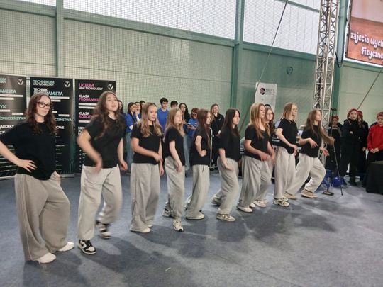 Zamość: Szkoły prezentują swoje oferty. To największe targi edukacyjne [ZDJĘCIA]