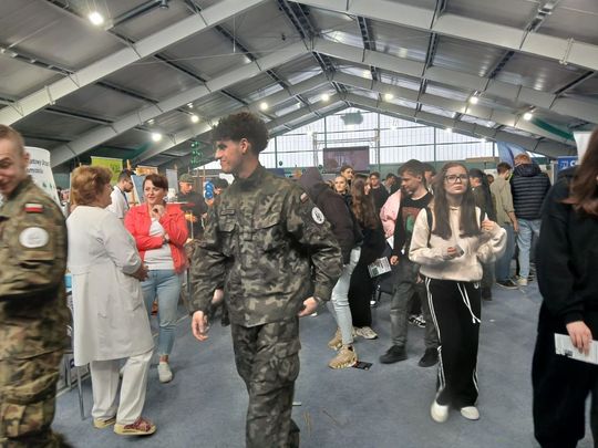 Zamość: Szkoły prezentują swoje oferty. To największe targi edukacyjne [ZDJĘCIA]