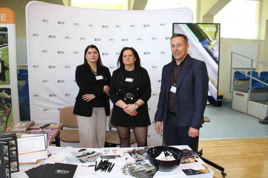 Tomaszowskie Targi Pracy cieszyły się dużym zainteresowaniem [ZDJĘCIA]