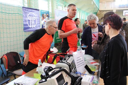 Tomaszowskie Targi Pracy cieszyły się dużym zainteresowaniem [ZDJĘCIA]