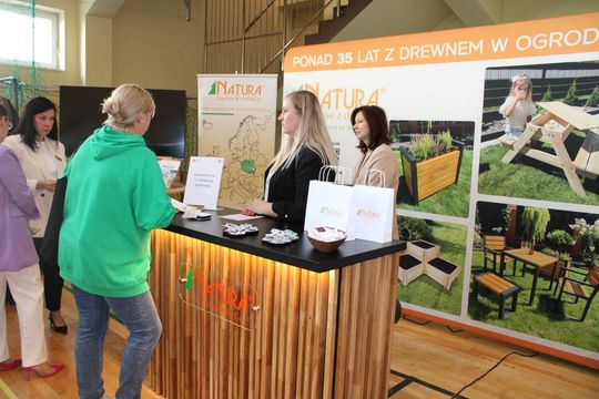 Tomaszowskie Targi Pracy cieszyły się dużym zainteresowaniem [ZDJĘCIA]