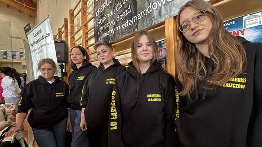 Tomaszowskie Targi Pracy cieszyły się dużym zainteresowaniem [ZDJĘCIA]