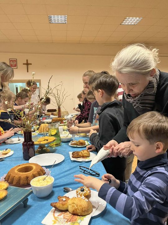 Rodzinne warsztaty wielkanocne w Tyszowcach [ZDJĘCIA]