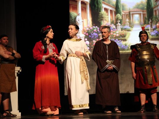 Quo vadis człowieku. Spektakl w reżyserii Marii Kozyry na deskach TDK [ZDJĘCIA]