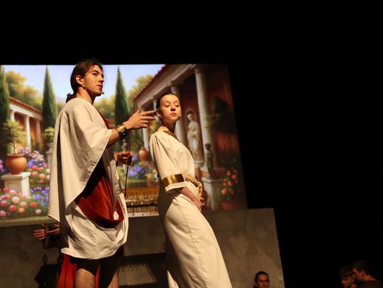 Quo vadis człowieku. Spektakl w reżyserii Marii Kozyry na deskach TDK [ZDJĘCIA]