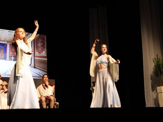 Quo vadis człowieku. Spektakl w reżyserii Marii Kozyry na deskach TDK [ZDJĘCIA]