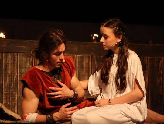 Quo vadis człowieku. Spektakl w reżyserii Marii Kozyry na deskach TDK [ZDJĘCIA]