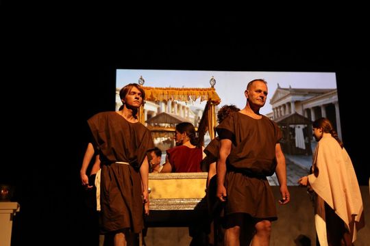 Quo vadis człowieku. Spektakl w reżyserii Marii Kozyry na deskach TDK [ZDJĘCIA]