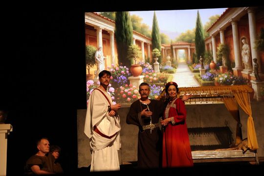 Quo vadis człowieku. Spektakl w reżyserii Marii Kozyry na deskach TDK [ZDJĘCIA]