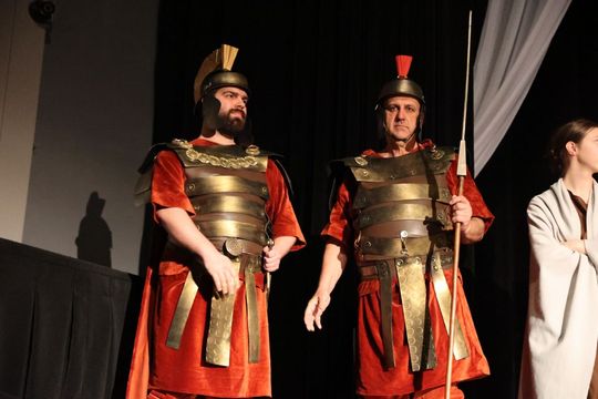 Quo vadis człowieku. Spektakl w reżyserii Marii Kozyry na deskach TDK [ZDJĘCIA]