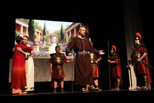 Quo vadis człowieku. Spektakl w reżyserii Marii Kozyry na deskach TDK [ZDJĘCIA]