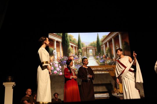 Quo vadis człowieku. Spektakl w reżyserii Marii Kozyry na deskach TDK [ZDJĘCIA]