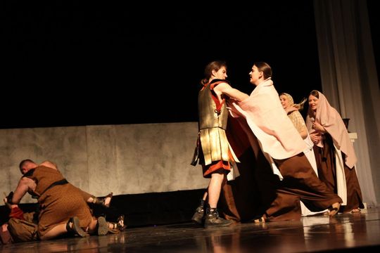 Quo vadis człowieku. Spektakl w reżyserii Marii Kozyry na deskach TDK [ZDJĘCIA]