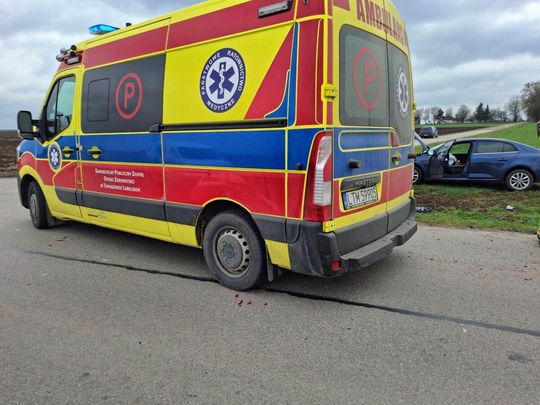 Wypadek w gminie Łaszczów. Kierowcy w szpitalu [ZDJĘCIA]