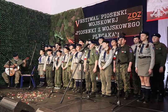  Festiwal Piosenki Wojskowej „Piosenki z wojskowego plecaka” w Zamościu - galeria zdjęć
