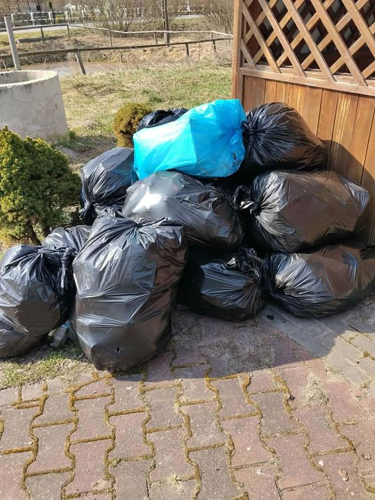 Sprzątali w Bełżcu, Żernikach, Przeorsku i na Siwej Dolinie [ZDJĘCIA]