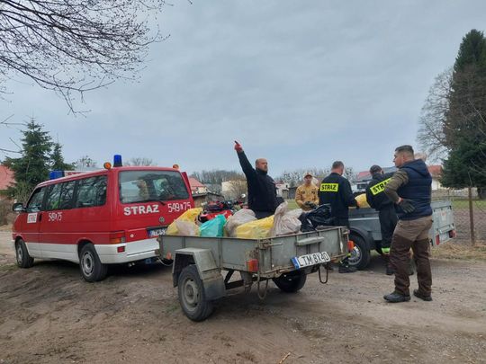 Sprzątali w Bełżcu, Żernikach, Przeorsku i na Siwej Dolinie [ZDJĘCIA]