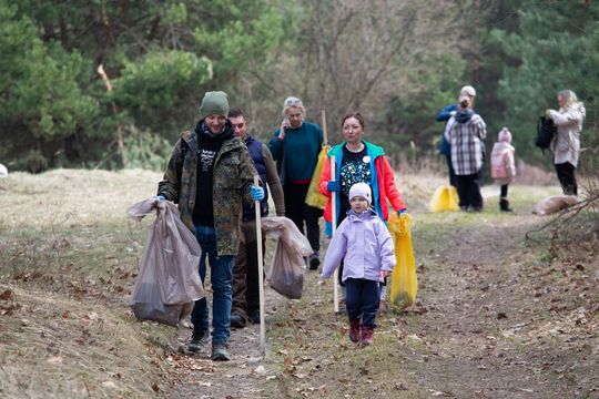 Sprzątali w Bełżcu, Żernikach, Przeorsku i na Siwej Dolinie [ZDJĘCIA]