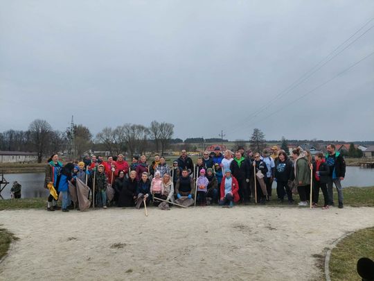 Sprzątali w Bełżcu, Żernikach, Przeorsku i na Siwej Dolinie [ZDJĘCIA]