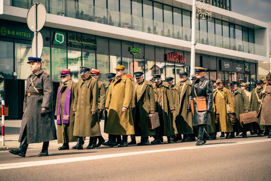 Tomaszów Lubelski: Marsz Pamięci Ofiar Zbrodni Katyńskiej i Zesłańców na Sybir [ZDJĘCIA]
