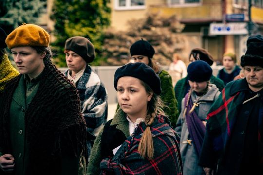 Tomaszów Lubelski: Marsz Pamięci Ofiar Zbrodni Katyńskiej i Zesłańców na Sybir [ZDJĘCIA]