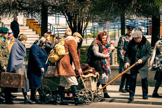 Tomaszów Lubelski: Marsz Pamięci Ofiar Zbrodni Katyńskiej i Zesłańców na Sybir [ZDJĘCIA]
