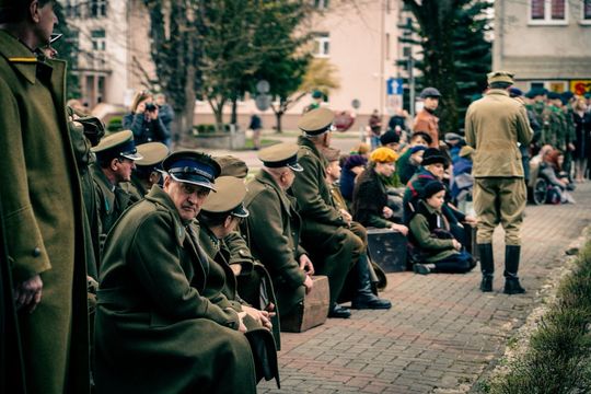 Tomaszów Lubelski: Marsz Pamięci Ofiar Zbrodni Katyńskiej i Zesłańców na Sybir [ZDJĘCIA]