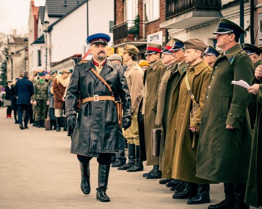 Tomaszów Lubelski: Marsz Pamięci Ofiar Zbrodni Katyńskiej i Zesłańców na Sybir [ZDJĘCIA]