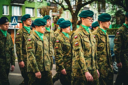 Tomaszów Lubelski: Marsz Pamięci Ofiar Zbrodni Katyńskiej i Zesłańców na Sybir [ZDJĘCIA]