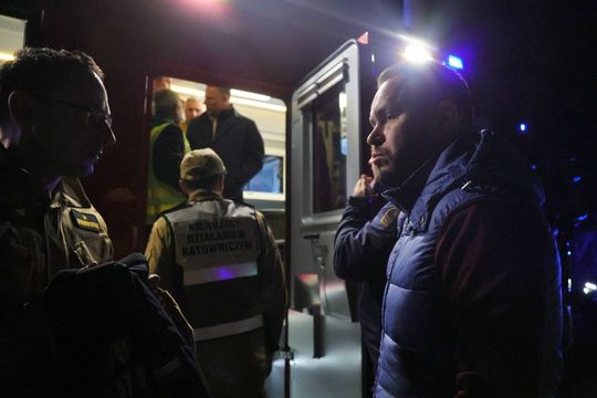 Wielki pożar lasu na pograniczu gmin Józefów i Łukowa [ZDJĘCIA]