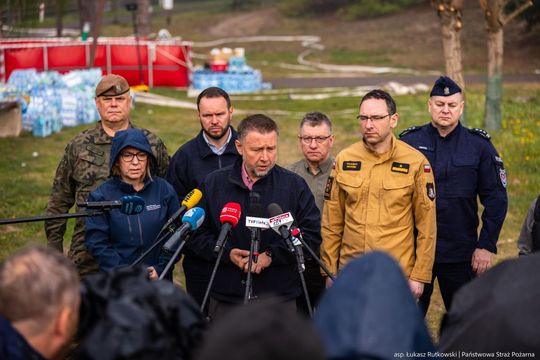 Minęła kolejna noc heroicznej walki o Puszczę Solską [ZDJĘCIA]